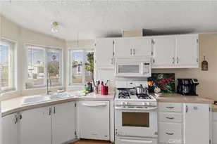 4209 W Rosamond, Rosamond, CA 93560 - Photo 9