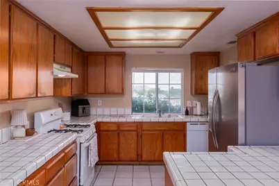 40030 176th, Palmdale, CA 93591 - Photo 5