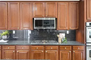 2943 W Meyers Rd, San Bernardino, CA 92407 - Photo 9