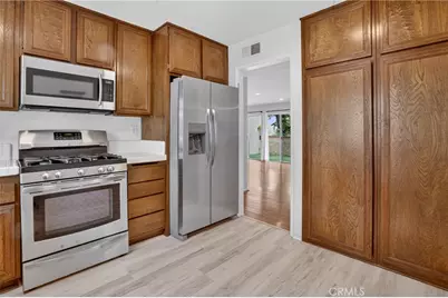 5267 Coldwater Canyon Ave #B, Sherman Oaks, CA 91401 - Photo 7