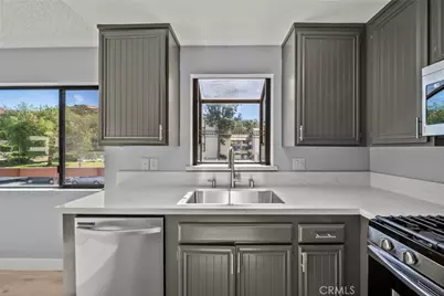 27949 Tyler #355, Canyon Country, CA 91387 - Photo 9