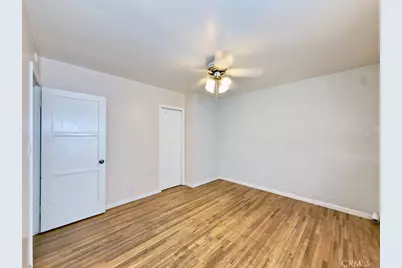 10918 Laurel Canyon, San Fernando, CA 91340 - Photo 13