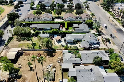 10918 Laurel Canyon, San Fernando, CA 91340 - Photo 25