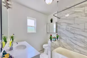 10918 Laurel Canyon, San Fernando, CA 91340 - Photo 9