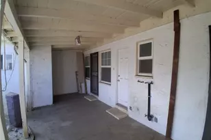 10918 Laurel Canyon, San Fernando, CA 91340 - Photo 29