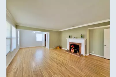 10918 Laurel Canyon, San Fernando, CA 91340 - Photo 7
