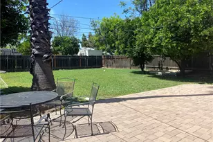 7339 White Oak, Reseda, CA 91335 - Photo 19