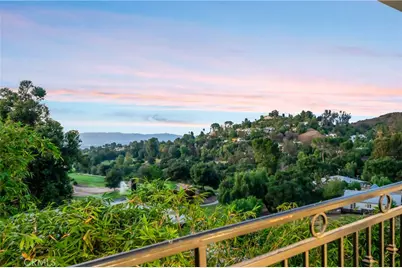 4330 Alhama, Woodland Hills, CA 91364 - Photo 43