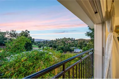 4330 Alhama, Woodland Hills, CA 91364 - Photo 41