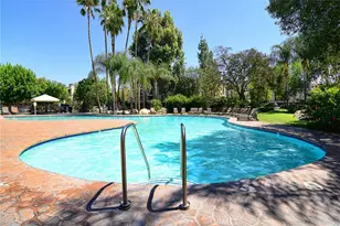 5500 Owensmouth Ave, Woodland Hills, CA 91367 - Photo 13