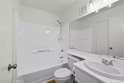 24465 Valle Del Oro #101, Newhall, CA 91321 - Photo 15