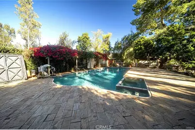 9522 La Canada, Sunland, CA 91040 - Photo 37