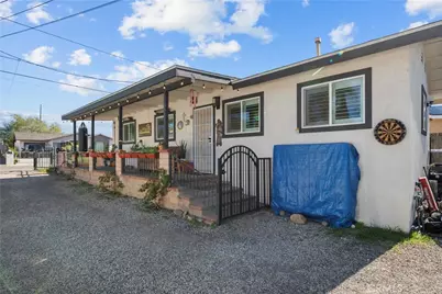 318 Sycamore Street, Santa Paula, CA 93060 - Photo 1