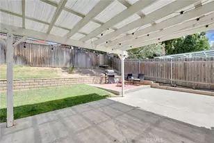 2673 Mercedes, Highland, CA 92346 - Photo 27