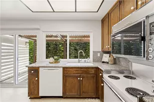 25033 Avenida Balita, Valencia, CA 91355 - Photo 11