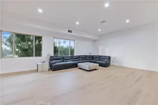 4651 Ellenita Ave, Tarzana, CA 91356 - Photo 45