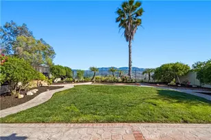 17178 Crest Heights Dr, Canyon Country, CA 91387 - Photo 49
