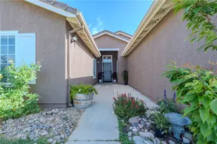 3918 Parkside Ct, Rosamond, CA 93560 - Photo 5