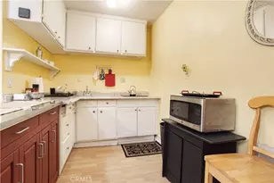 6700 Capps, Reseda, CA 91335 - Photo 35