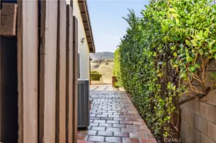 8971 Moorcroft, West Hills, CA 91304 - Photo 45