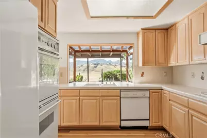 8971 Moorcroft, West Hills, CA 91304 - Photo 17