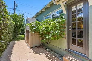 11656 Margate St, Valley Village, CA 91601 - Photo 13