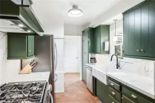11656 Margate St, Valley Village, CA 91601 - Photo 7
