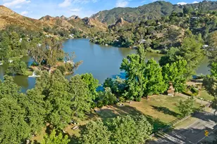 2210 Triunfo Pl, Agoura Hills, CA 91301 - Photo 35
