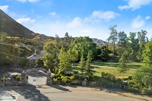 2210 Triunfo Pl, Agoura Hills, CA 91301 - Photo 37