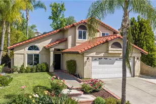 25541 Pembrook Pl, Saugus, CA 91350 - Photo 3