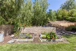 25541 Pembrook Pl, Saugus, CA 91350 - Photo 59