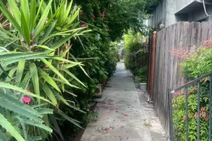 9332 Van Nuys Blvd, Panorama City, CA 91402 - Photo 1