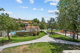 28021 Sarabande, Canyon Country, CA 91387 - Photo 31