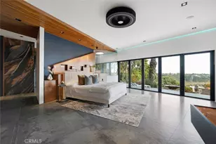 2906 Elvido Dr, Los Angeles, CA 90049 - Photo 23
