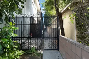 12803 Bloomfield, Studio City, CA 91604 - Photo 31