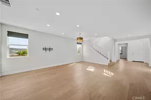 20560 Galloway Dr, Saugus, CA 91350 - Photo 13