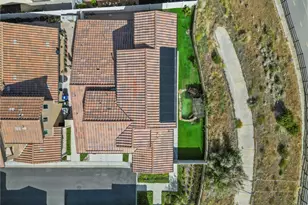 20560 Galloway Dr, Saugus, CA 91350 - Photo 43