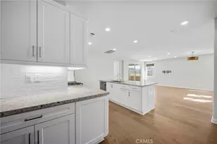 20560 Galloway Dr, Saugus, CA 91350 - Photo 19