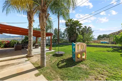 27951 Carvel Drive, Canyon Country, CA 91351 - Photo 39