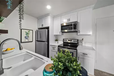 23515 Lyons #271, Valencia, CA 91355 - Photo 11
