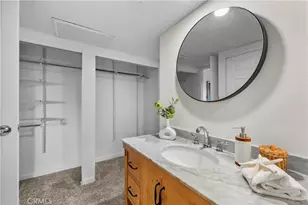 23515 Lyons, Valencia, CA 91355 - Photo 25