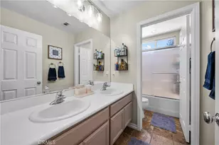 28932 Rock Canyon Dr, Saugus, CA 91390 - Photo 35