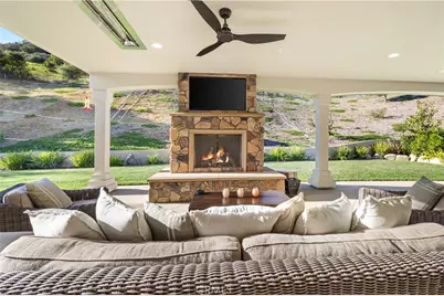 1005 Cheshire Hills Court, Westlake Village, CA 91361 - Photo 47