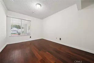 26311 Green Terrace Dr, Newhall, CA 91321 - Photo 27