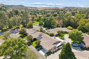 26311 Green Terrace Dr, Newhall, CA 91321 - Photo 33