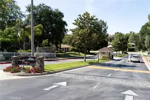26311 Green Terrace Dr, Newhall, CA 91321 - Photo 49