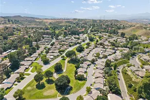 26311 Green Terrace Dr, Newhall, CA 91321 - Photo 45