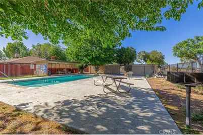 21329 Lake Shore Drive #35, California City, CA 93505 - Photo 27