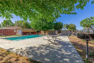 21329 Lake Shore Dr, California City, CA 93505 - Photo 27