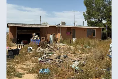 18296 Claymine, Edwards, CA 93523 - Photo 5